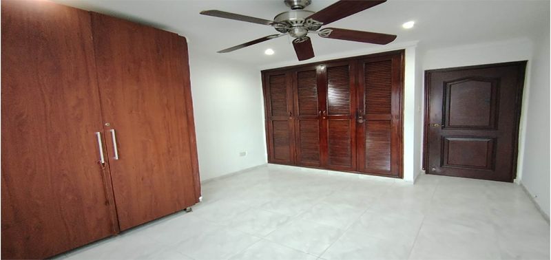 Apartamento en Venta en Santa Marta, Bavaria-6