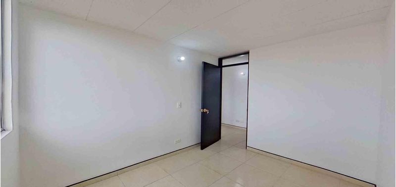 Apartamento en Venta en Madrid, zaragoza-4