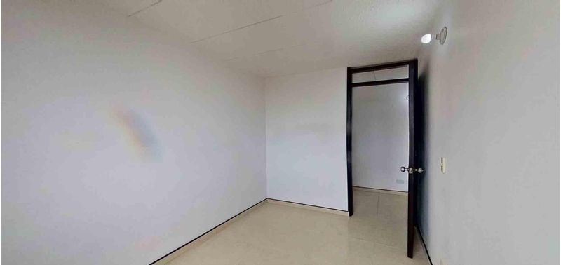 Apartamento en Venta en Madrid, zaragoza-6