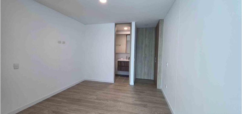 Apartamento en Venta en Bogotá, D.C., San Antonio Norte-10