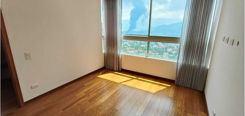 Apartamento en Venta en Medellín, El Tesoro-32