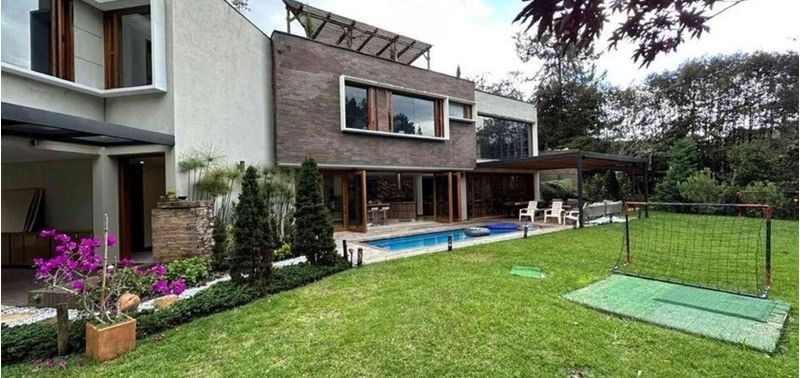 Casa en Venta en Envigado, Loma Del Escobero-0