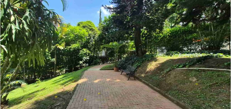 Apartamento en Venta en Medellín, El Poblado-12