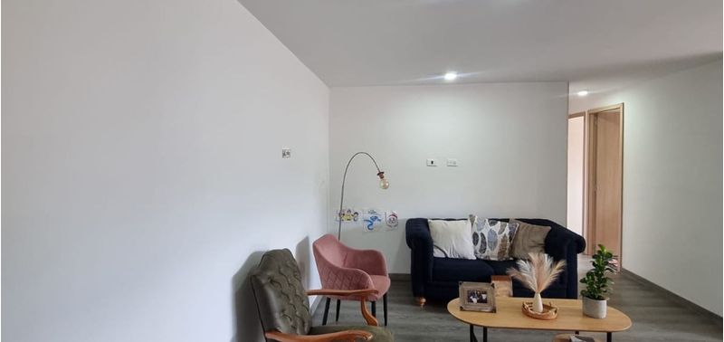 Apartamento en Venta en Sabaneta, Tres Esquinas-10