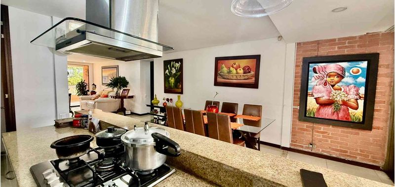 Apartamento en Venta en Medellín, El Poblado-5