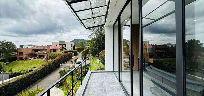 Casa en Venta en Envigado, Loma Del Escobero-0