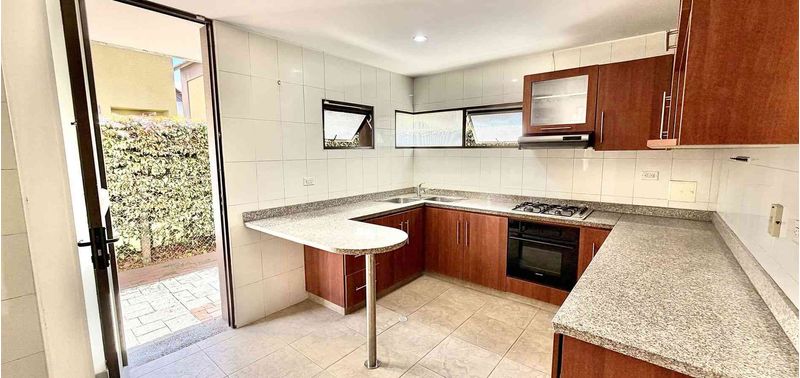Casa en Venta en Bogotá, D.C., Cajicá-1