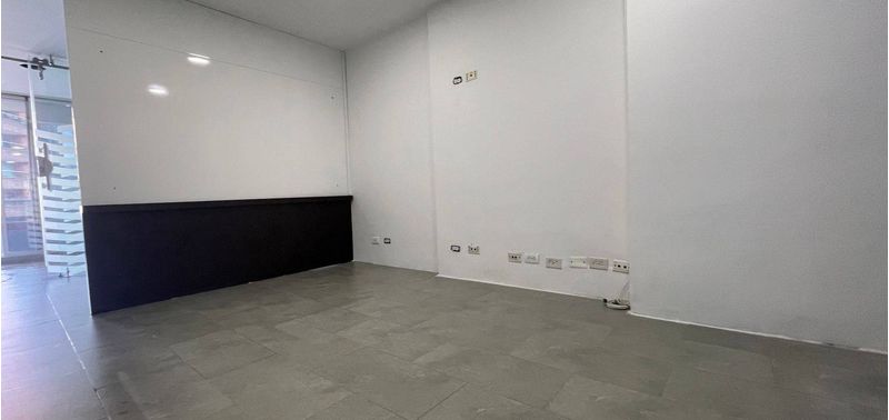 Oficina en Venta en Medellín, El Poblado-0