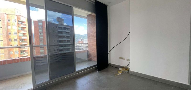 Oficina en Venta en Medellín, El Poblado-1