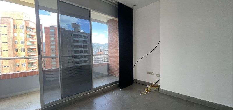 Oficina en Venta en Medellín, El Poblado-3