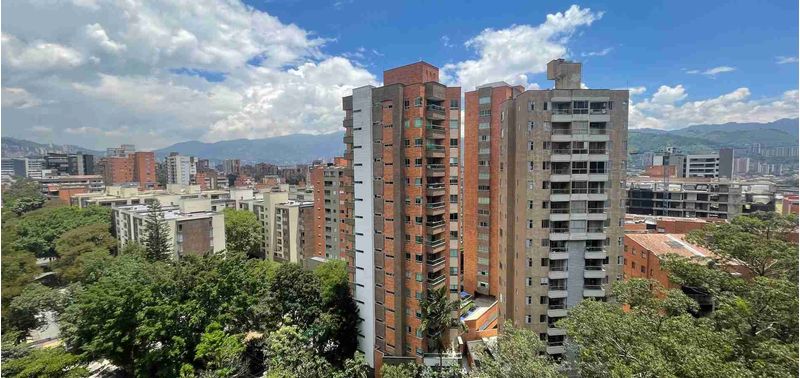 Oficina en Venta en Medellín, El Poblado-10