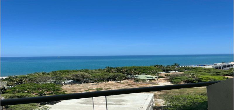 Apartamento en Venta en Santa Marta, Bello Horizonte-0