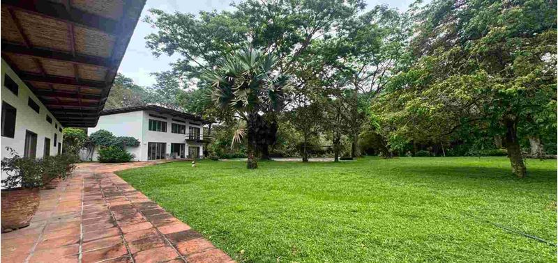 Casa en Venta en Bogotá, D.C., Villeta-0