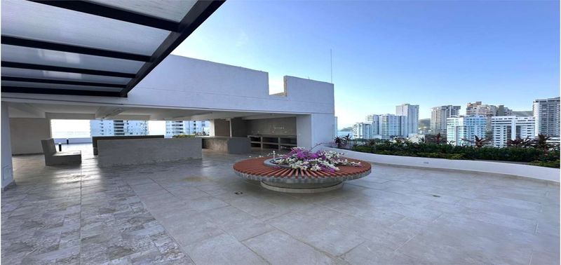 Apartamento en Venta en Santa Marta, Rodadero Sur-9
