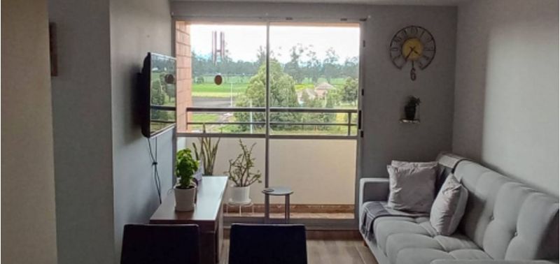 Apartamento en Venta en Bogotá, D.C., Altos de Madrid-0