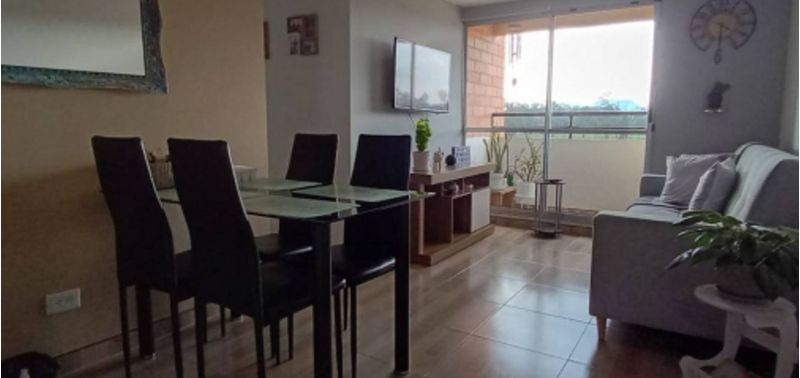 Apartamento en Venta en Bogotá, D.C., Altos de Madrid-1