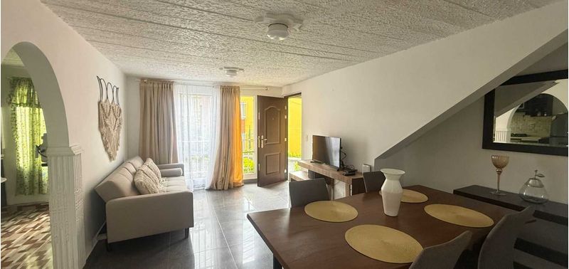 Casa en Venta en Medellín, Belén Loma de los Bernal-2
