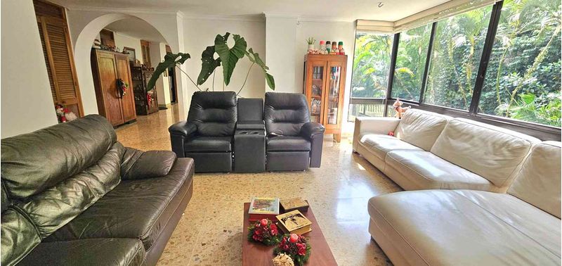 Apartamento en Venta en Medellín, El Poblado-2