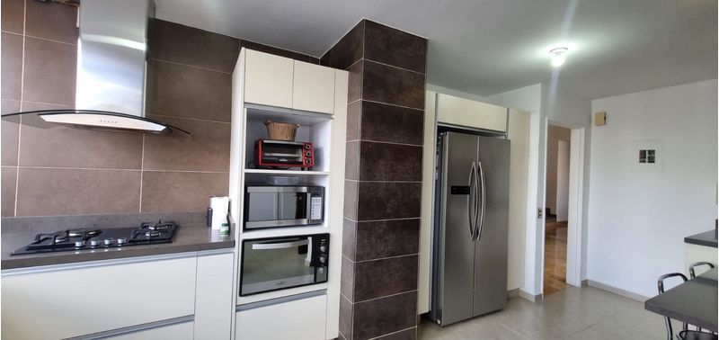 Apartamento en Venta en Medellín, La Candelaria-1