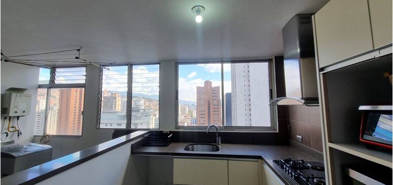 Apartamento en Venta en Medellín, La Candelaria-2