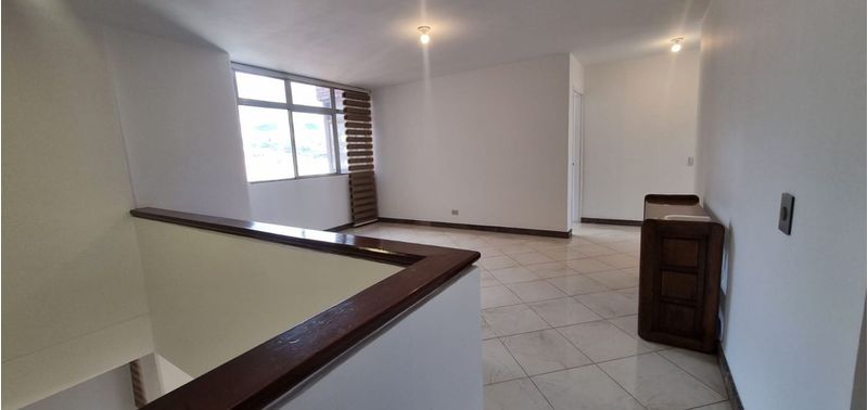 Apartamento en Venta en Medellín, La Candelaria-5