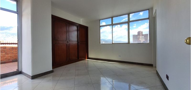 Apartamento en Venta en Medellín, La Candelaria-8