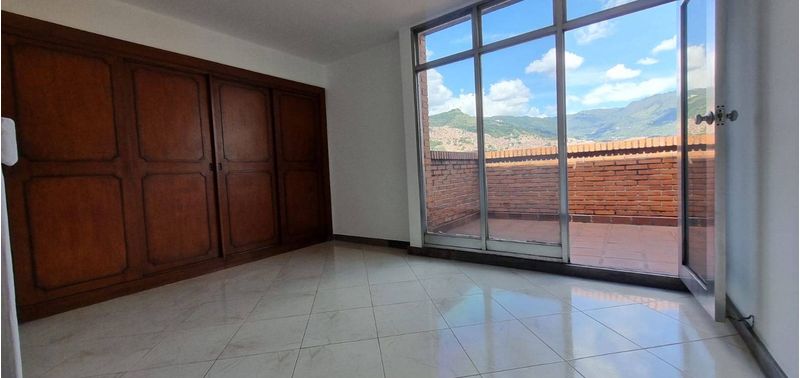 Apartamento en Venta en Medellín, La Candelaria-10