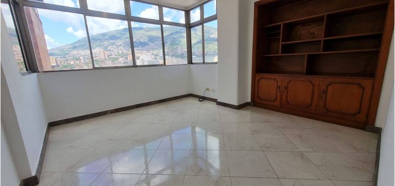 Apartamento en Venta en Medellín, La Candelaria-11