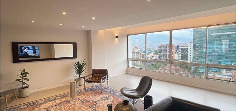 Apartamento en Venta en Medellín, El Poblado-0