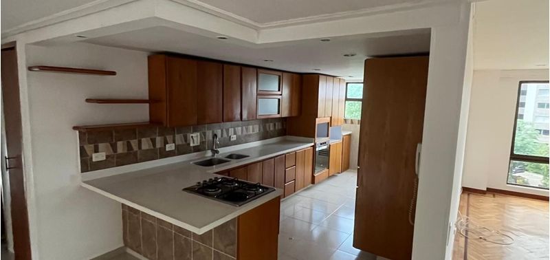 Apartamento en Venta en Medellín, El Poblado-1