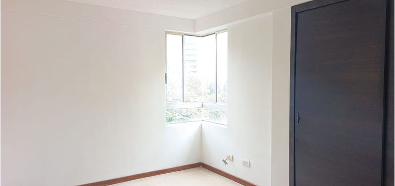Apartamento en Venta en Medellín, Belén Loma de los Bernal-5