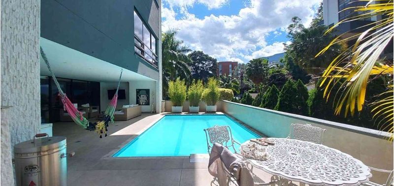 Apartamento en Venta en Medellín, El Poblado-10