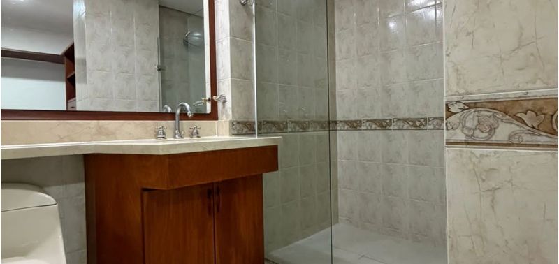 Apartamento en Venta en Medellín, Belén Loma de los Bernal-5