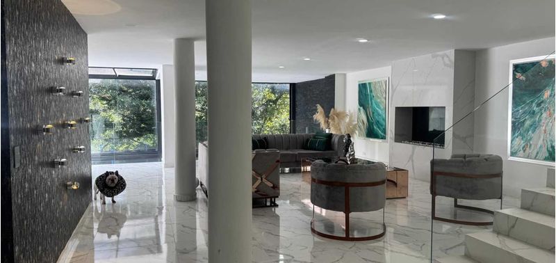 Casa en Venta en Medellín, San Lucas-2