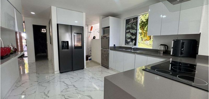 Casa en Venta en Medellín, San Lucas-5