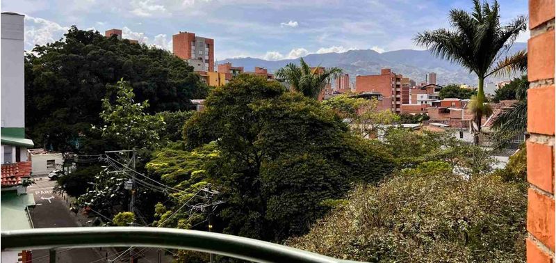 Apartamento en Venta en Medellín, San Joaquín-0