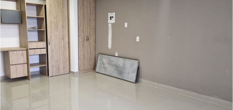 Apartamento en Venta en Medellín, Laureles-0