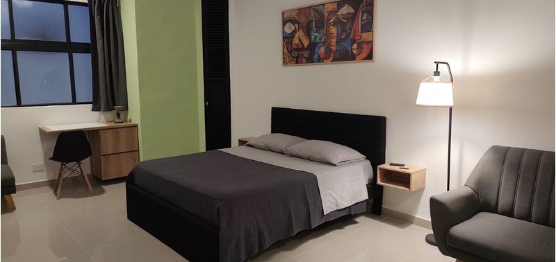 Apartamento en Venta en Medellín, Laureles-0