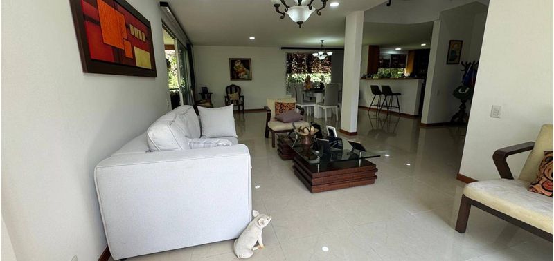 Casa en Venta en Envigado, Benedictinos-1