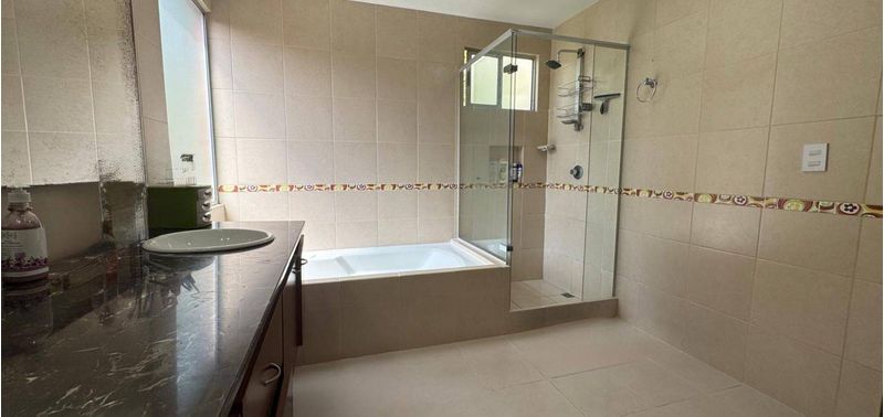 Casa en Venta en Envigado, Benedictinos-9
