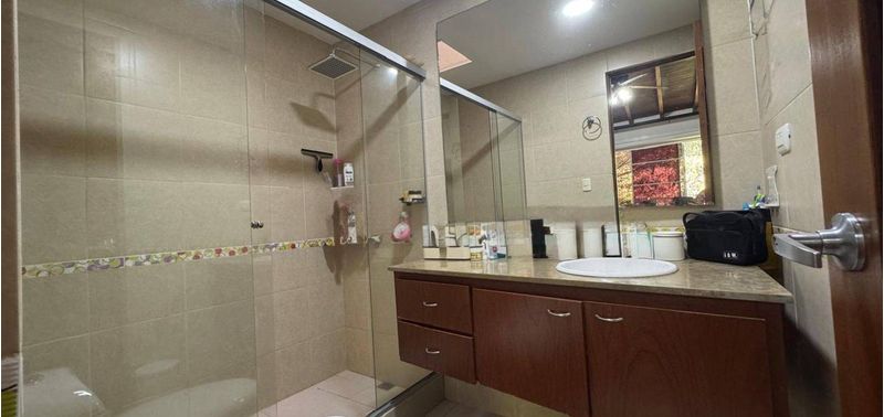 Casa en Venta en Envigado, Benedictinos-12