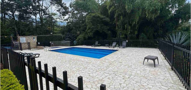 Casa en Venta en Envigado, Benedictinos-24