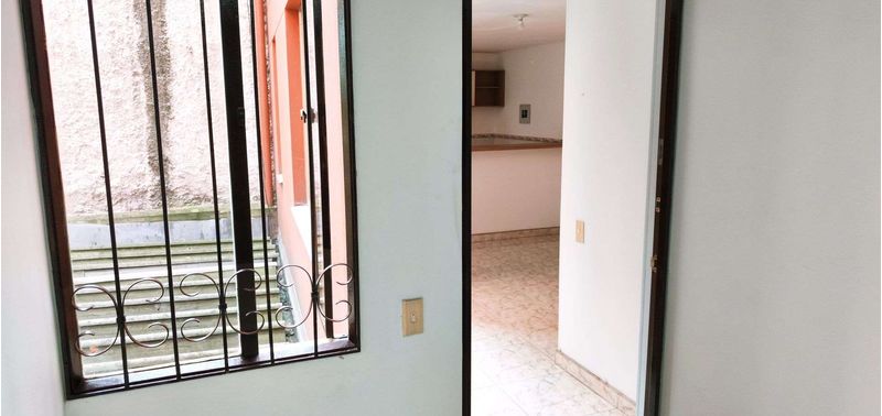 Apartamento en Venta en Bogotá, D.C., Chapinero Central-0