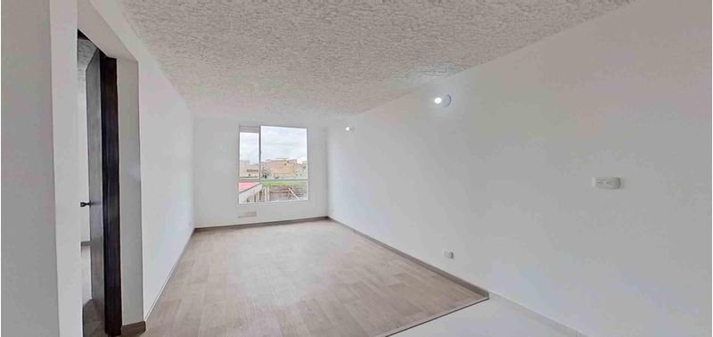 Apartamento en Venta en Bogotá, D.C., Hayuelos-0