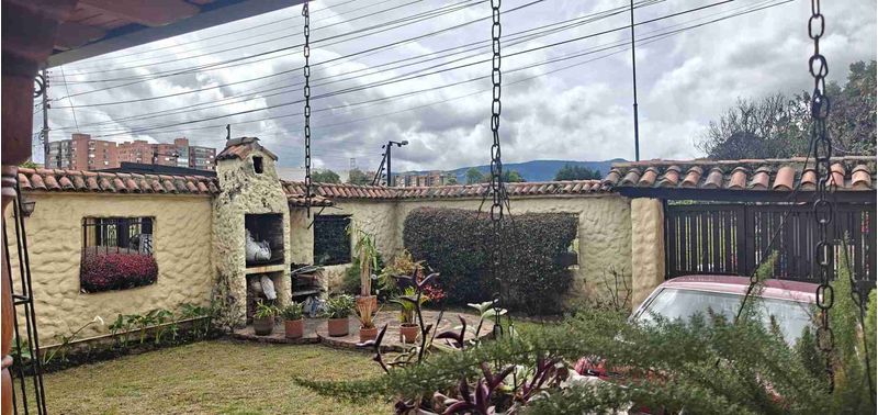 Casa en Venta en Bogotá, D.C., San José del Prado-8