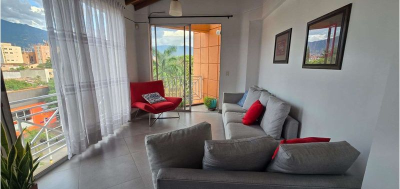 Apartamento en Venta en Medellín, Lorena-1