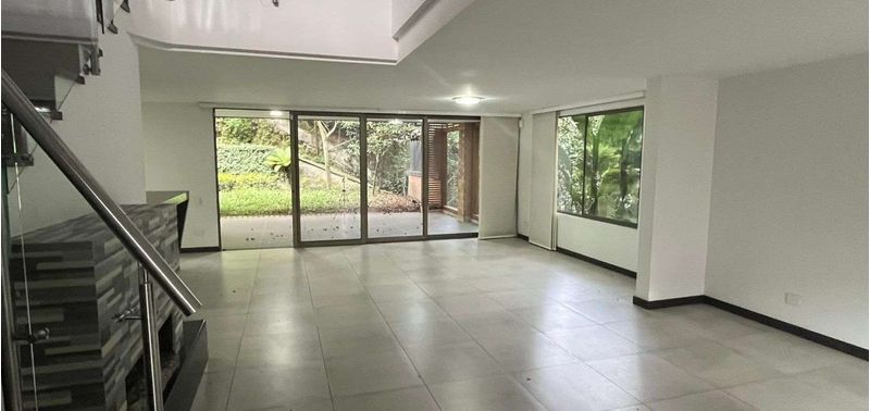 Casa en Venta en Envigado, Benedictinos-0