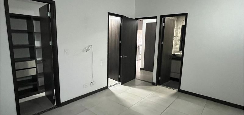 Casa en Venta en Envigado, Benedictinos-6