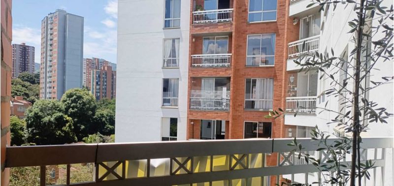 Apartamento en Venta en Medellín, Belén Loma de los Bernal-8