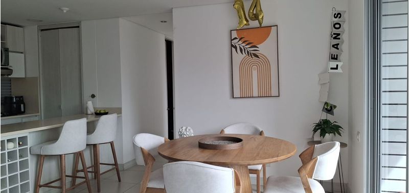Apartamento en Venta en Envigado, Cumbres-0